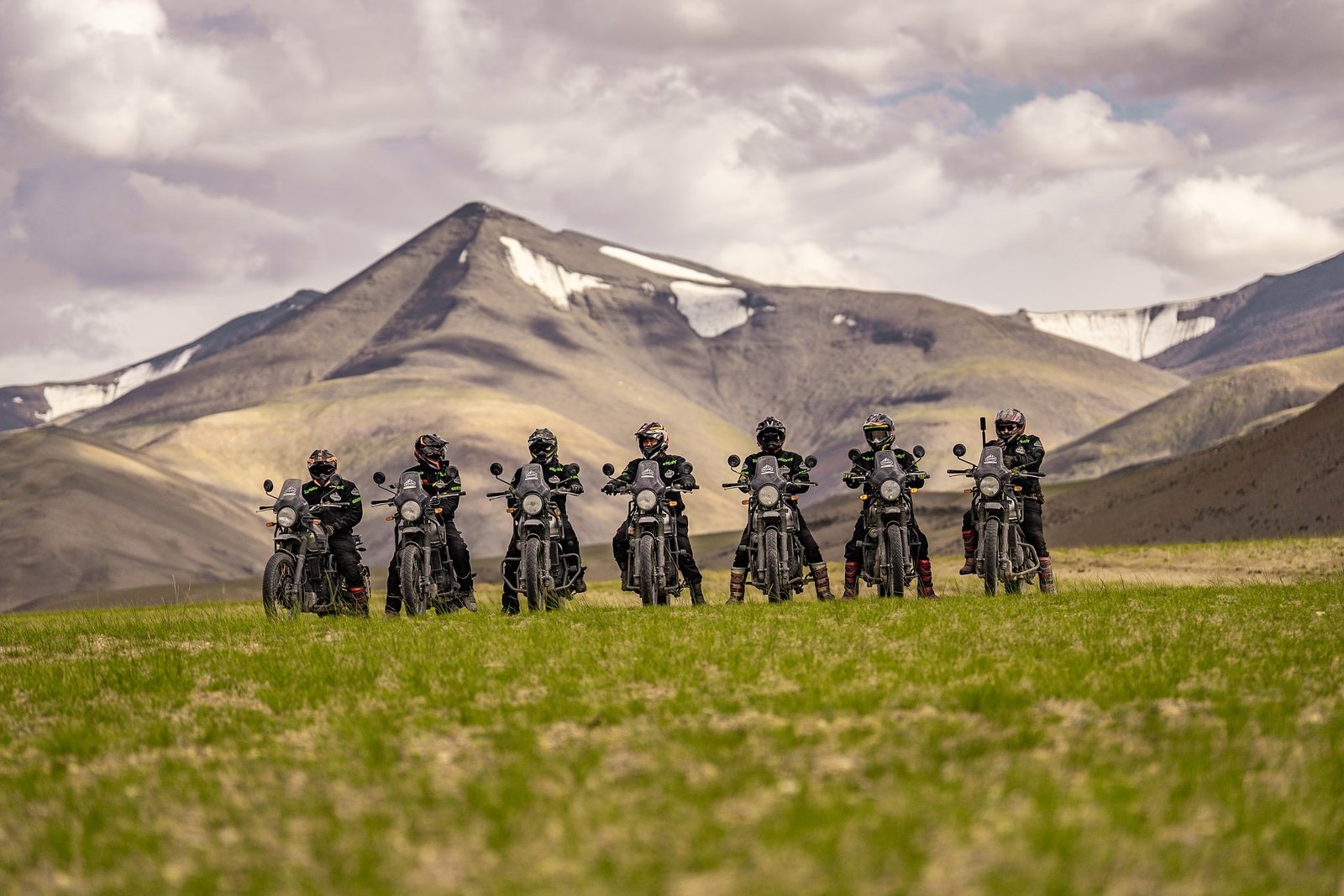 Srinagar Leh Manali Bike Trip via Umlingla Pass